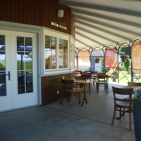 Hotel Speiserestaurant Bahnhof Guttingen Экстерьер фото