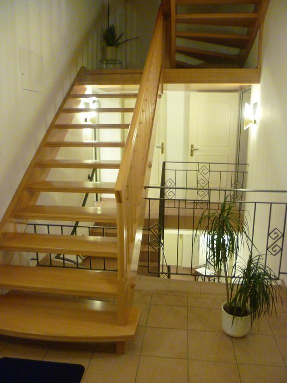 Hotel Speiserestaurant Bahnhof Guttingen Экстерьер фото